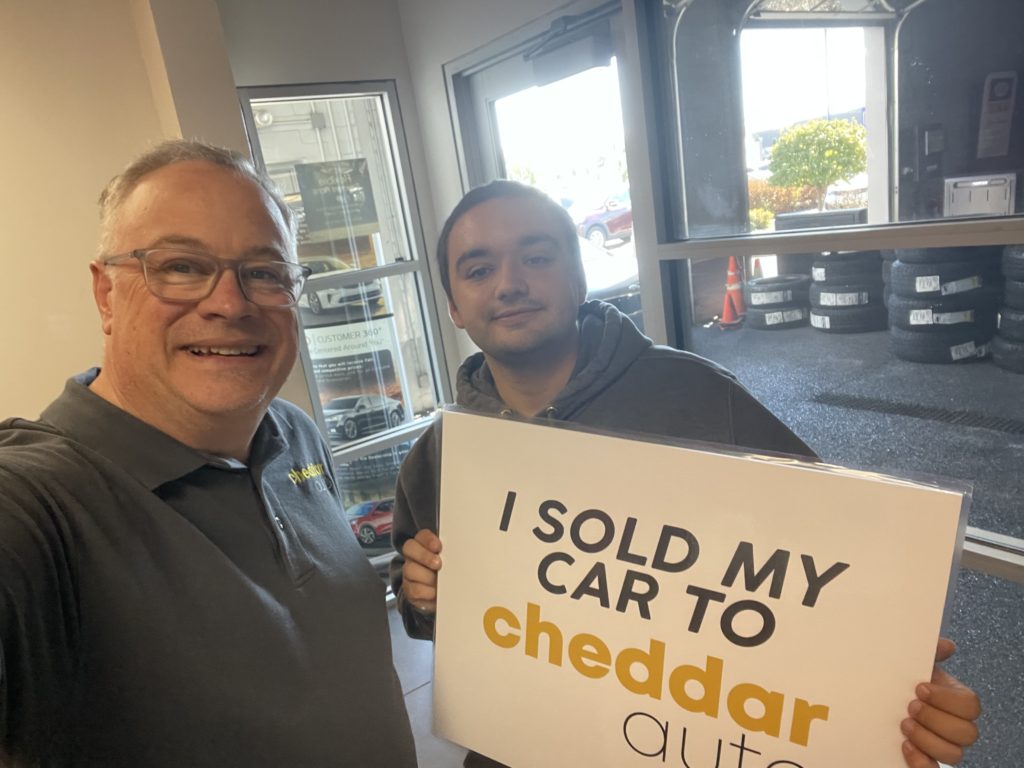 Gianfranco S. Sells a 2011 Toyota Camry for More Cheddar!