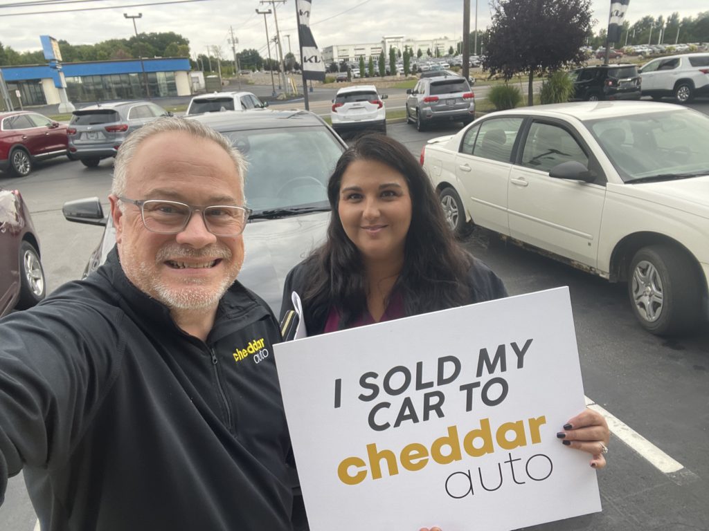 Maria V. Sells a 2019 Chevrolet Equinox for More Cheddar!